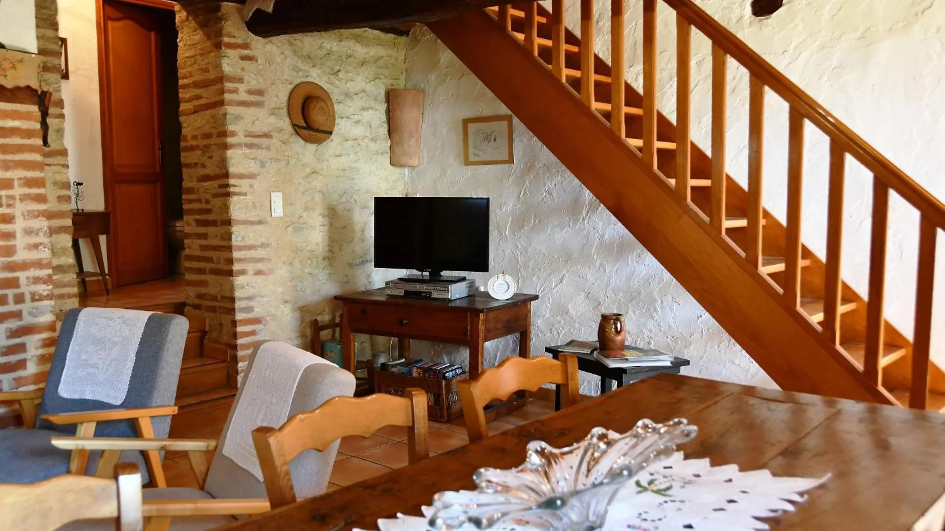 Gite De Tarou Labastide-de-Lévis 0*,  Francia